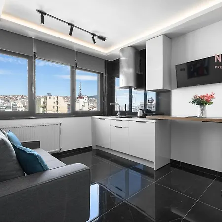 Apartment Calliope Penthouse, Nilie Hospitality Mgmt *